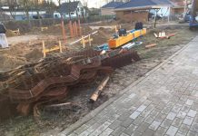 Fundamentstreifen und Rohre Danwood House - Hausbau