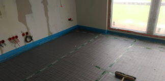 10.05. Hausaufbau Tag 15 – Fußbodenheizung